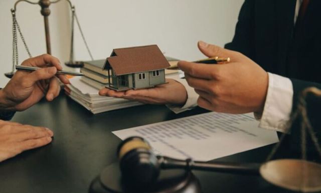 وکیل تنظیم قرارداد پیمانکاری اصفهان