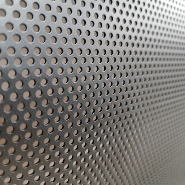 رنگ کوره ای ورق روغنی پانچ در کارگاه لیان رشت