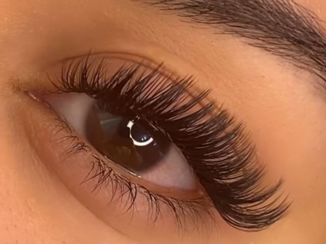 اکستنشن مژه