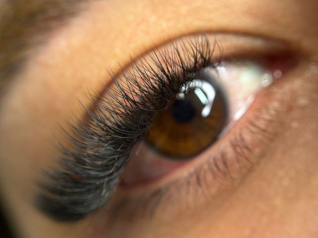 اکستنشن مژه