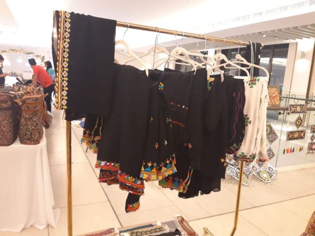 آموزشگاه فاضله