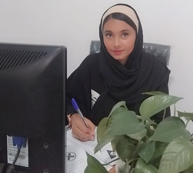 زهرا شیخی