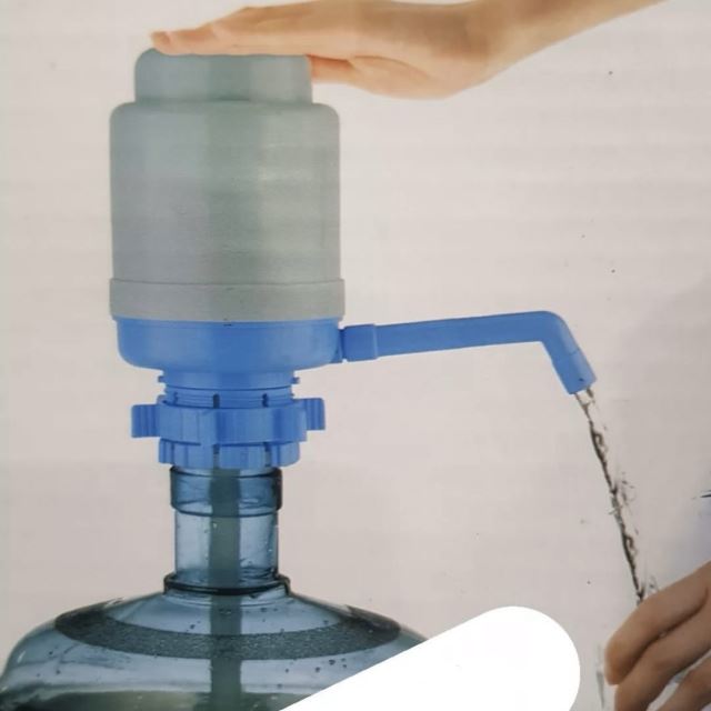 پمپ آب دستی