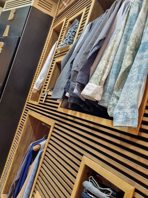 پیراهن مردانه