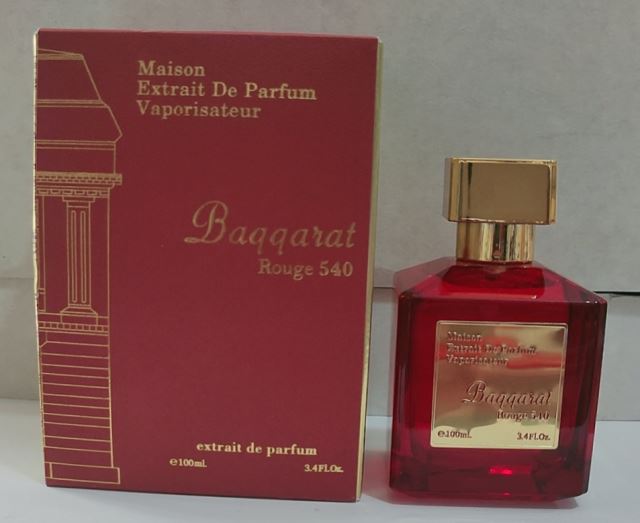 ادکلن باکارات قرمز