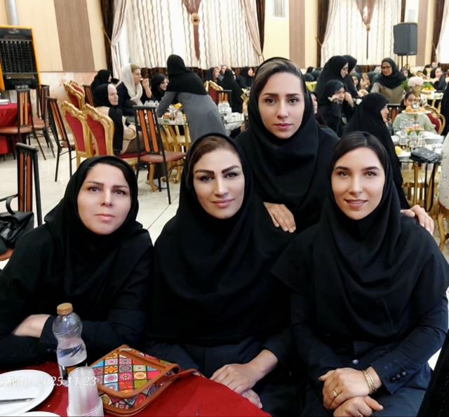 بهترین دبیر ریاضی در آبیک