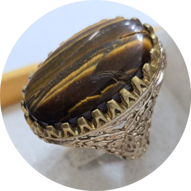 انگشتر نقره با نگین چشم ببر