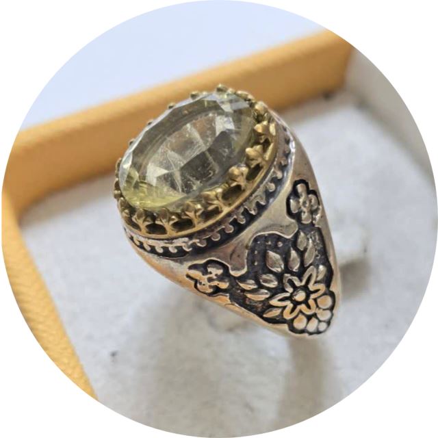 انگشتر نقره با نگین گوارتز