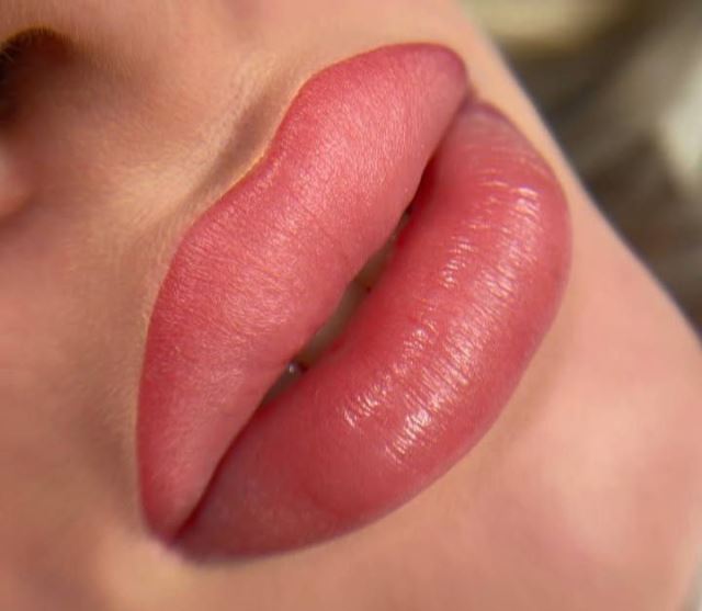 خدمات آرایش دائم