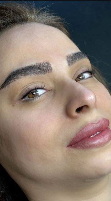 خدمات شیدینگ لب