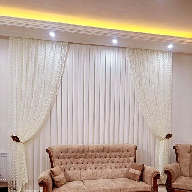 گالری پرده ندیمه اسفراین 