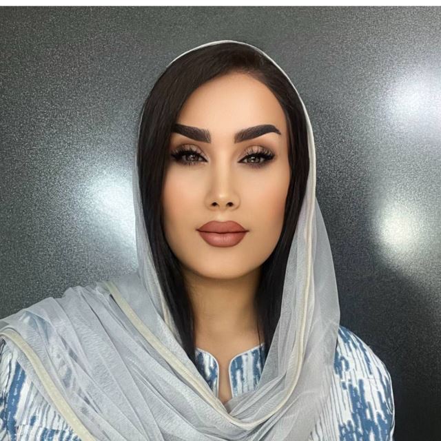 زیبایی نقره فام