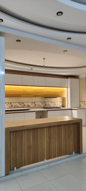 هایگلاس سفید براق و بلوطی