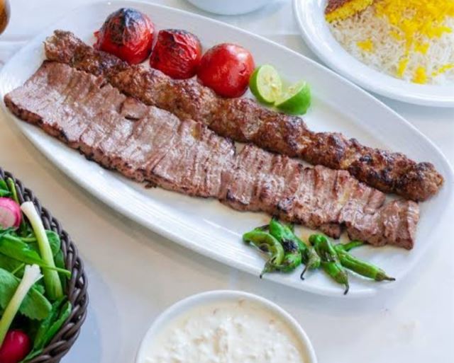 چلو کباب سلطانی 