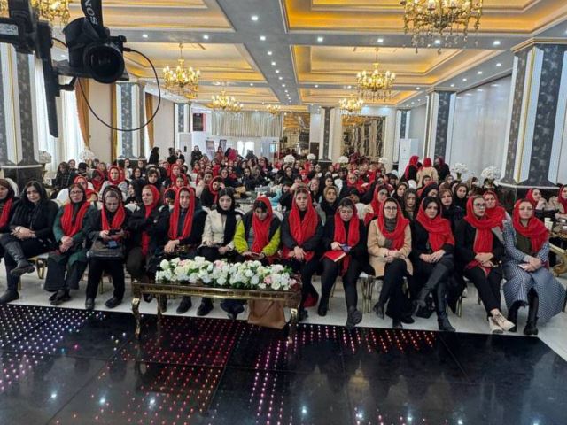 ورکشاپ میکاپ زنجان