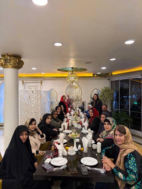 همکاران ای نوتی