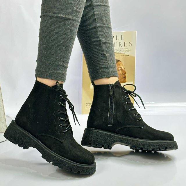 کفش نیم بوت