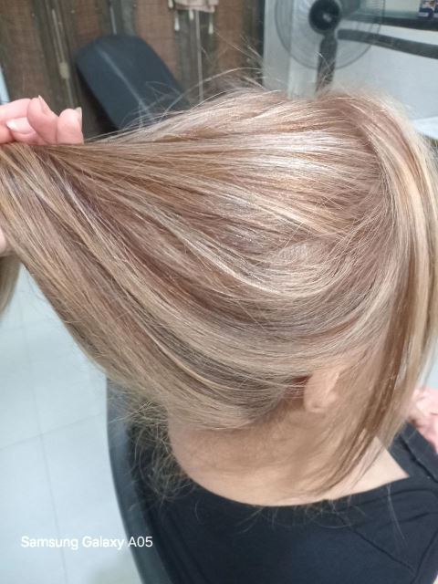 خدمات رنگ لایت 😍برای دیدن نمونه کار های بیشتر روی عکس کیلیک کنین☝🏻