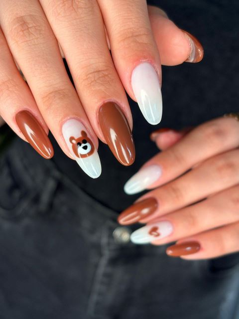 خدمات تخصصی ناخن 💅🏻 برای دیدن نمونه های بیشتر روی عکس کلیک کنید