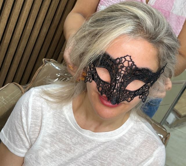 رنگ مو خاص با نگار