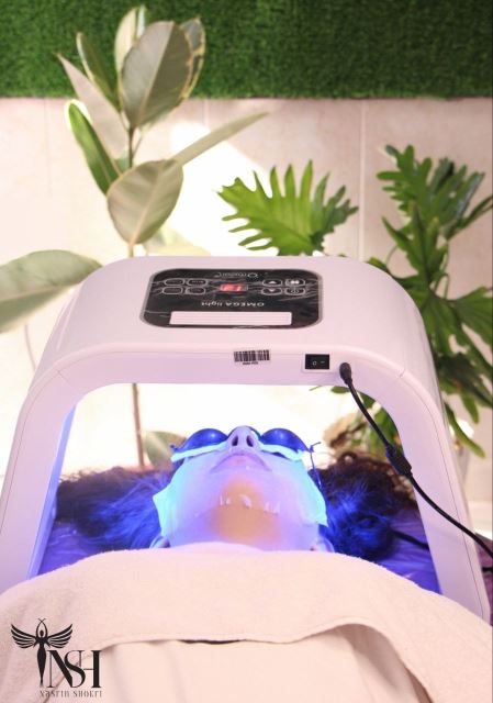 خدمات آبرسانی پوست با دستگاه گالوانیک😍