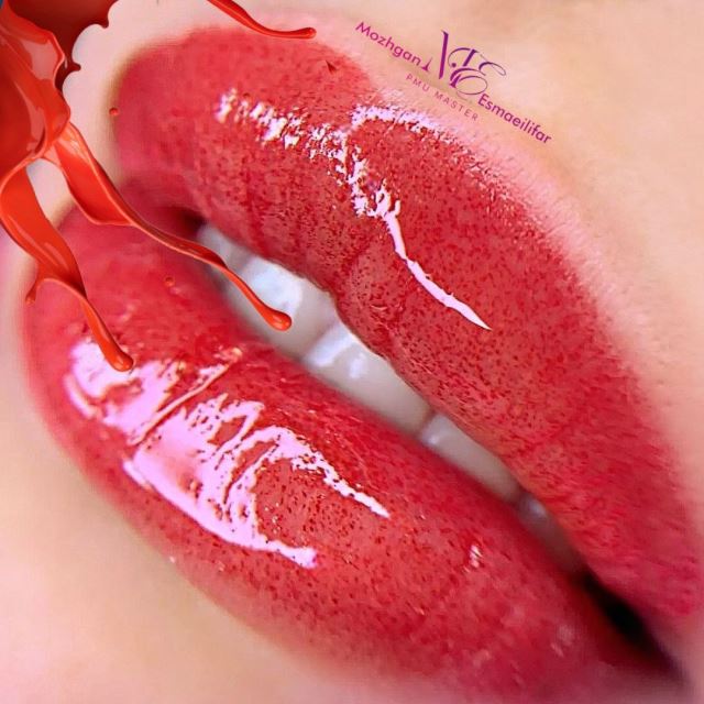 انواع خدمات شید لب روسی و تینت لب روسی🥰برای دیدن نمونه کارهای بیشتر روی عکس کیلیک کنین☝🏻