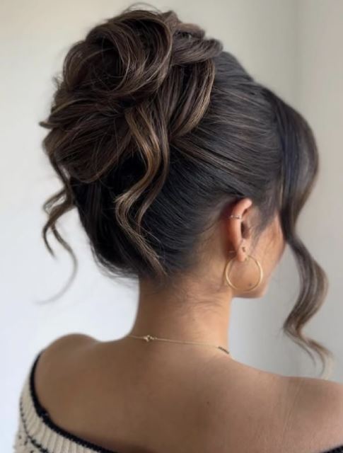 خدمات شینیون تخصوصی 😍رای دیدن نمونه کارهای بیشتر روی عکس کیلیک کنین☝🏻