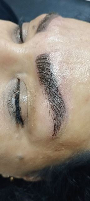 خدمات تخصوصی میکروبلیدینگ😍