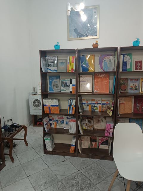 فروشگاه کتاب همراهان دانش 