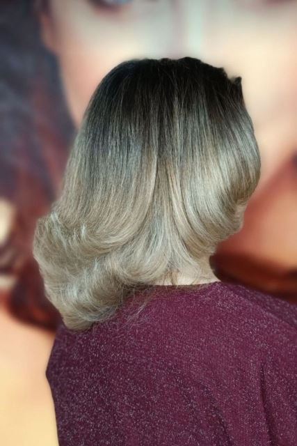 خدمات بالیاژ مو 😍 برای دیدن نمونه کارهای بیشتر روی عکس کیلیک کنین☝🏻