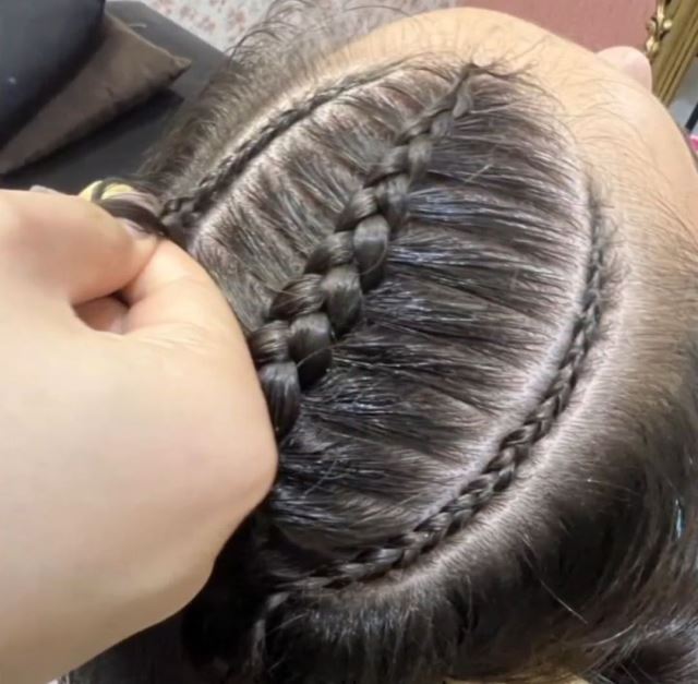 خدمات بافت مو 😍 برای دیدن نمونه کارهای بیشتر روی عکس کیلیک کنین☝🏻