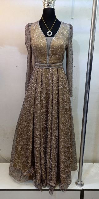 مجلسی بلند اکلیلی