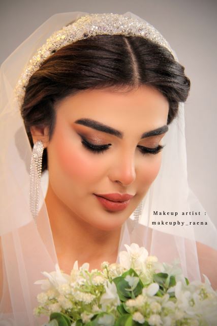 خدمات تخصوصی میکاپ 😍برای دیدن نمونه کارهای بیشتر روی عکس کیلیک کنین☝🏻