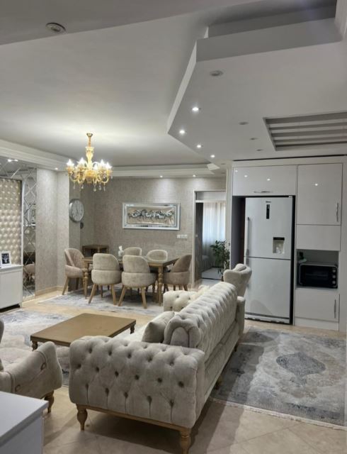 کارشناس فروش املاک