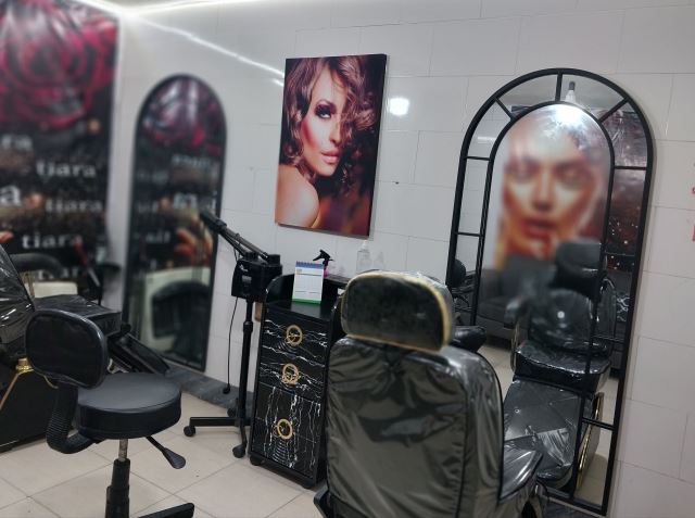 سالن زیبایی تیارا