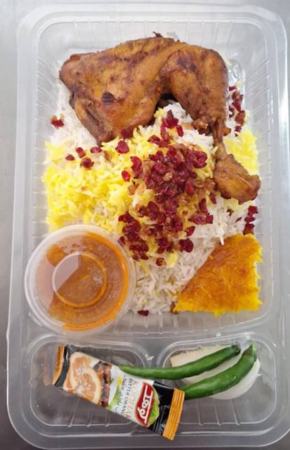 زرشک پلو با مرغ سرخی