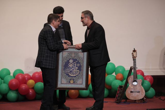 همایش تقدیر از خانواده بزرگ شرکت پیشرو راه آسایش 1397