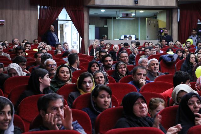 همایش تقدیر از خانواده بزرگ شرکت پیشرو راه آسایش 1398