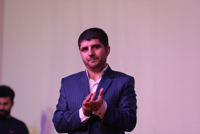 همایش تقدیر از خانواده بزرگ شرکت پیشرو راه آسایش 1398