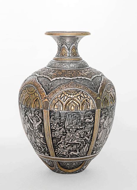 طراح قلمزنی، زهرا آقابزاز