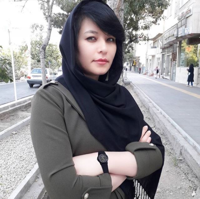 آزیتا فرزین 