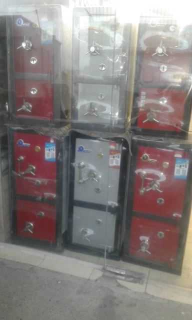 مبلمان اداری یاشار