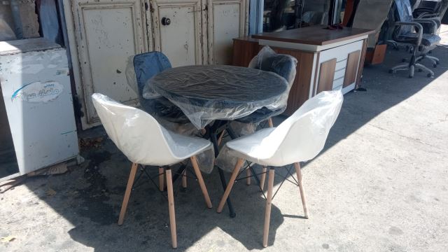 میز غذاخوری