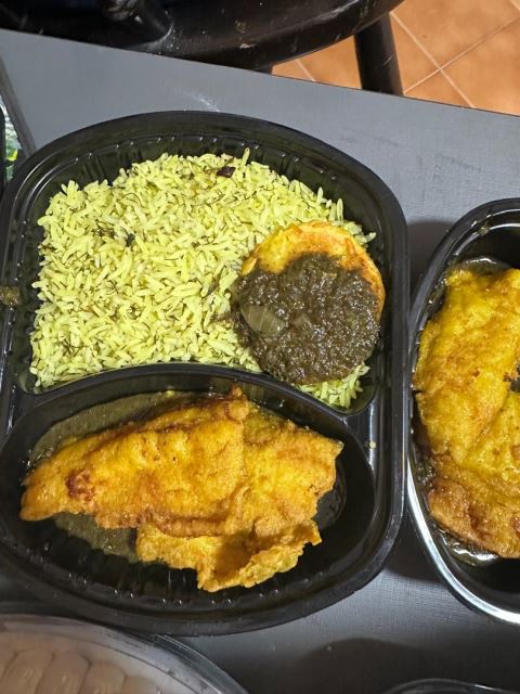 شوید پلو با فیله ماهی قزل‌آلا 