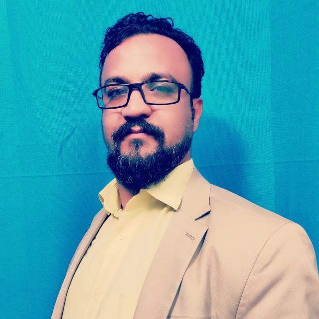استاد نظری