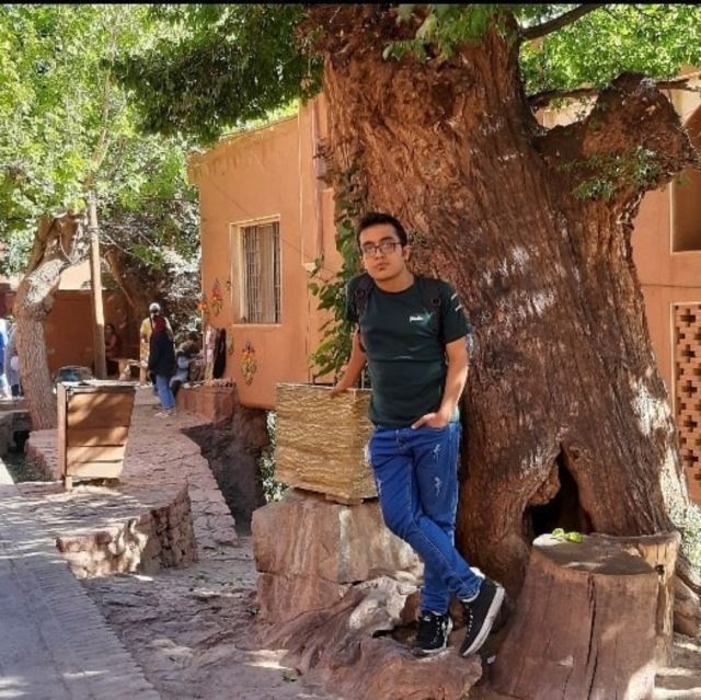 کارشناس ارشد مدیریت بازرگانی 