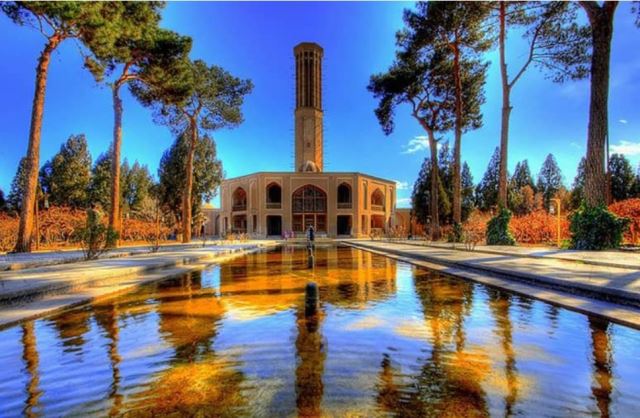 باغ دولت آباد یزد