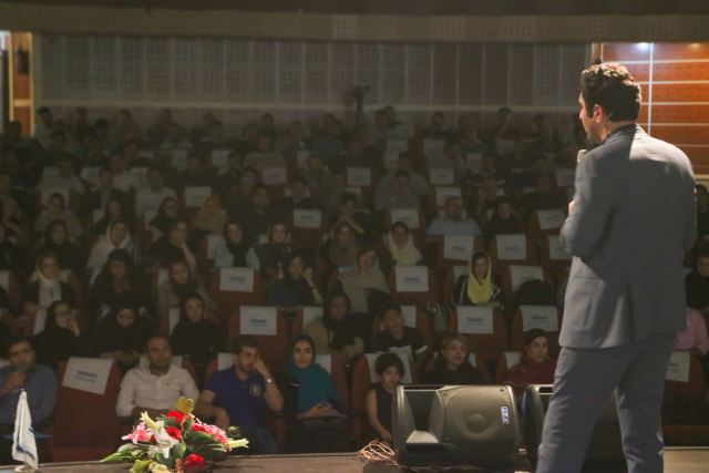 پرنده آبی