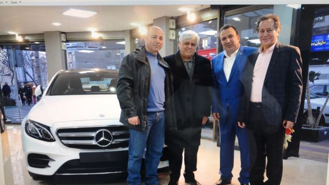 نمایشگاه مرکزی بنز