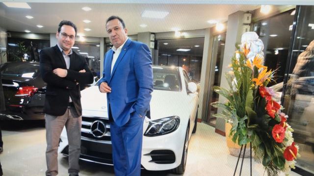 نمایشگاه مرکزی بنز